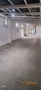 Izdajem 2 Magacina manja ili 1 Veci 70m2.Zemun